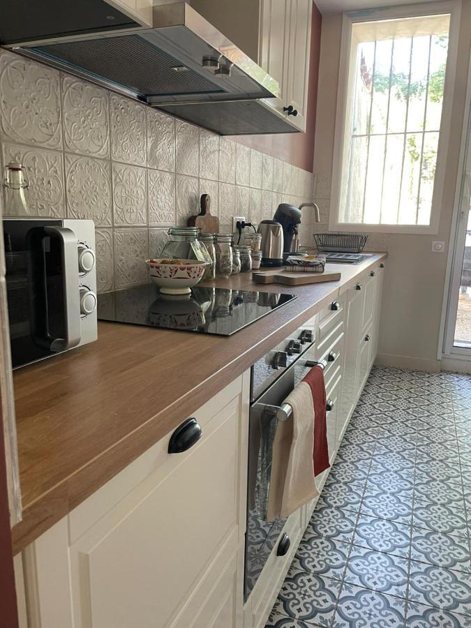 Maison Rosiris Pernes-les-Fontaines Esterno foto